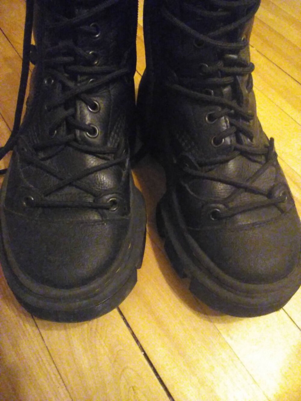 Dr Martens DMXL women's size 6 - Picture 6 of 10